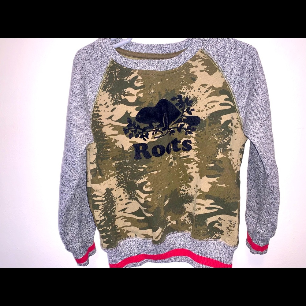 Brand new Roots toddler boys crew sweatshirt sz 5T